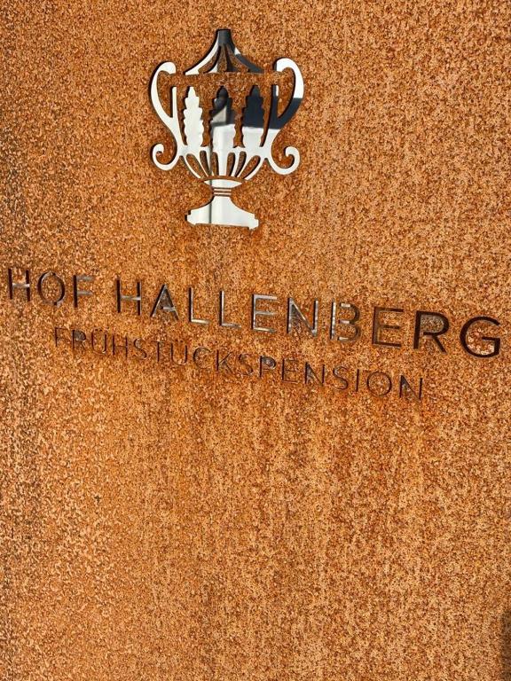 Certifikát, hodnocení, plakát nebo jiný dokument vystavený v ubytování Hof Hallenberg