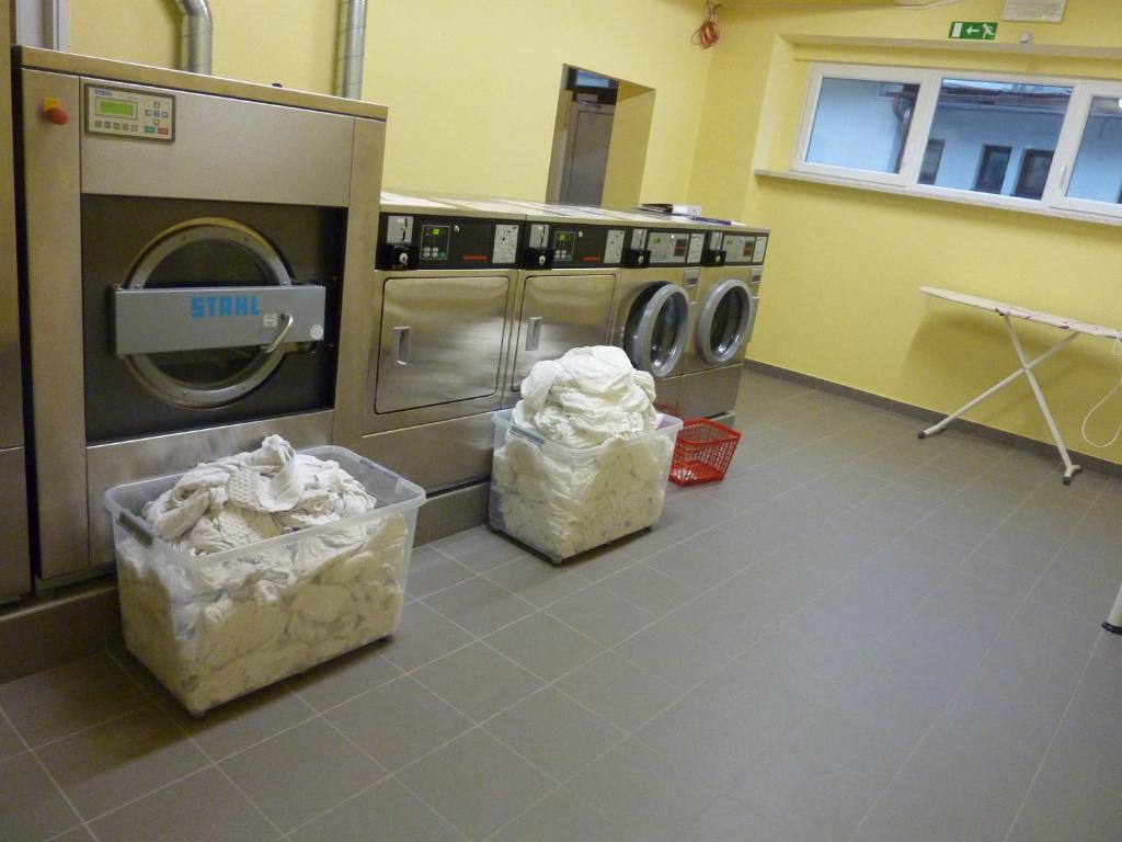 Hotel Emonec - Resim 16