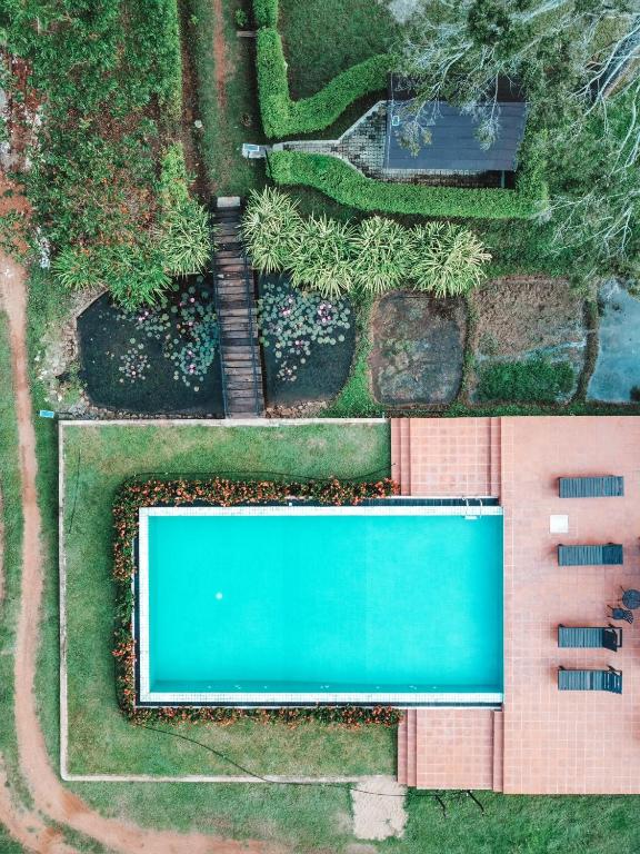 Bazén v ubytování Lolu Village Resort nebo v jeho okolí