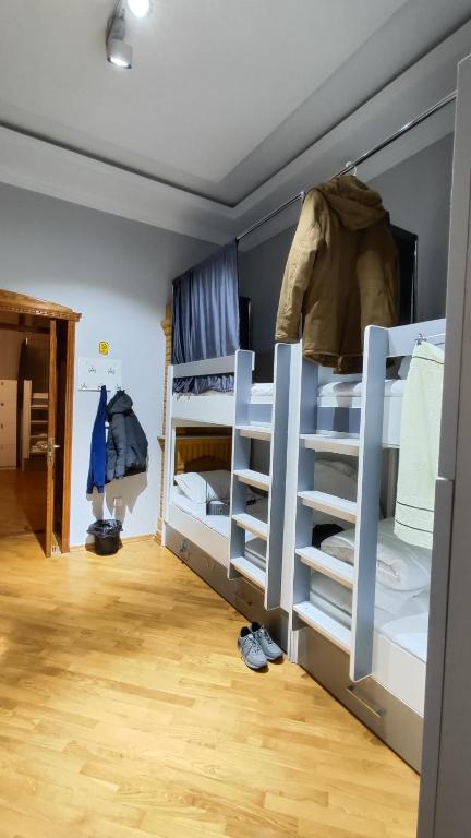 Postel nebo postele na pokoji v ubytování Gunel's Hostel Baku