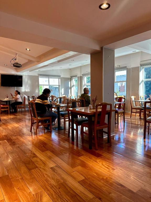 Restaurace v ubytování Hotel Nahuel Huapi