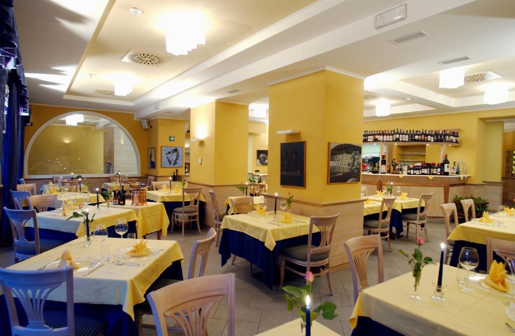 Restaurace v ubytování Hotel Bernina