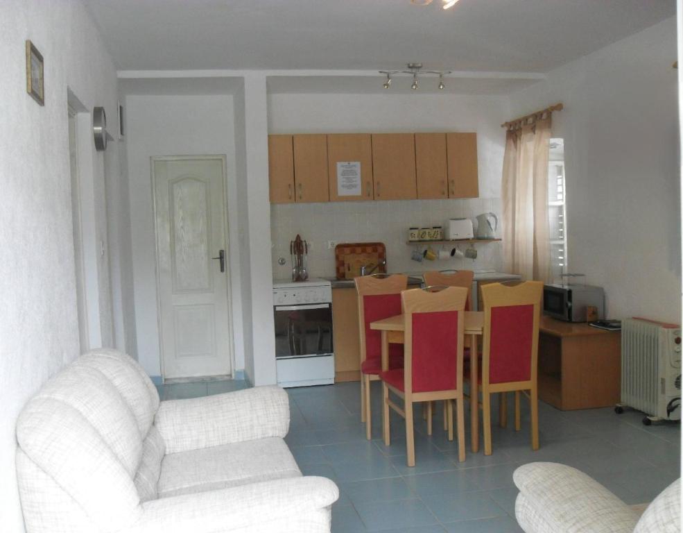 Seaside apartments and rooms - 2