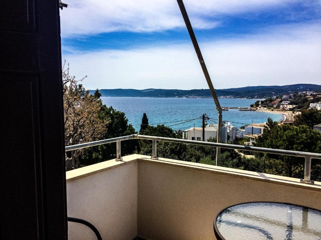 Vasilikos Apartments - Studio