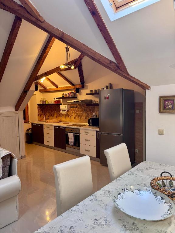 Kuchyň nebo kuchyňský kout v ubytování Tetka Apartments