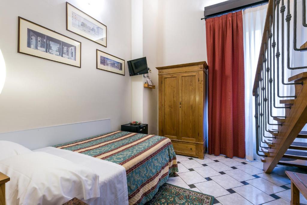 Hotel Collodi Firenze - Resim 41