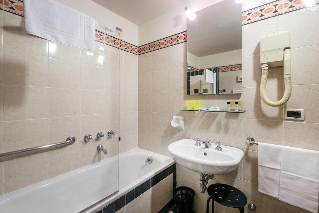 Koupelna v ubytování Hotel Collodi Firenze