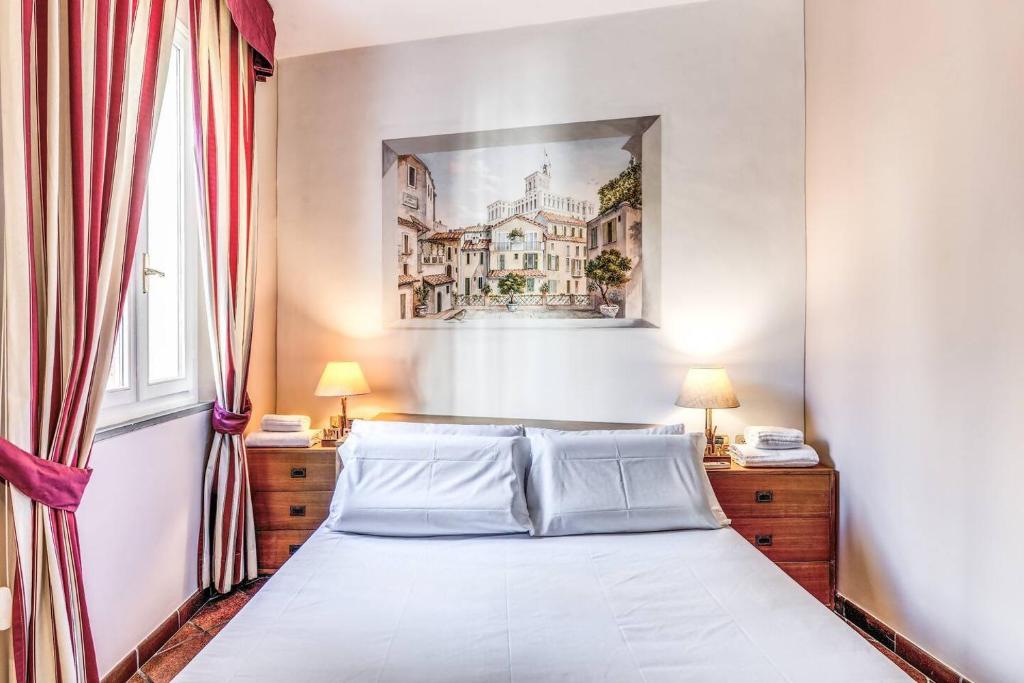 Cozy flat in Trevi Fountain