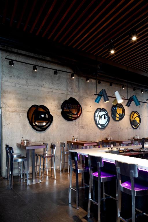 Certifikát, hodnocení, plakát nebo jiný dokument vystavený v ubytování Alt Hotel Toronto Airport