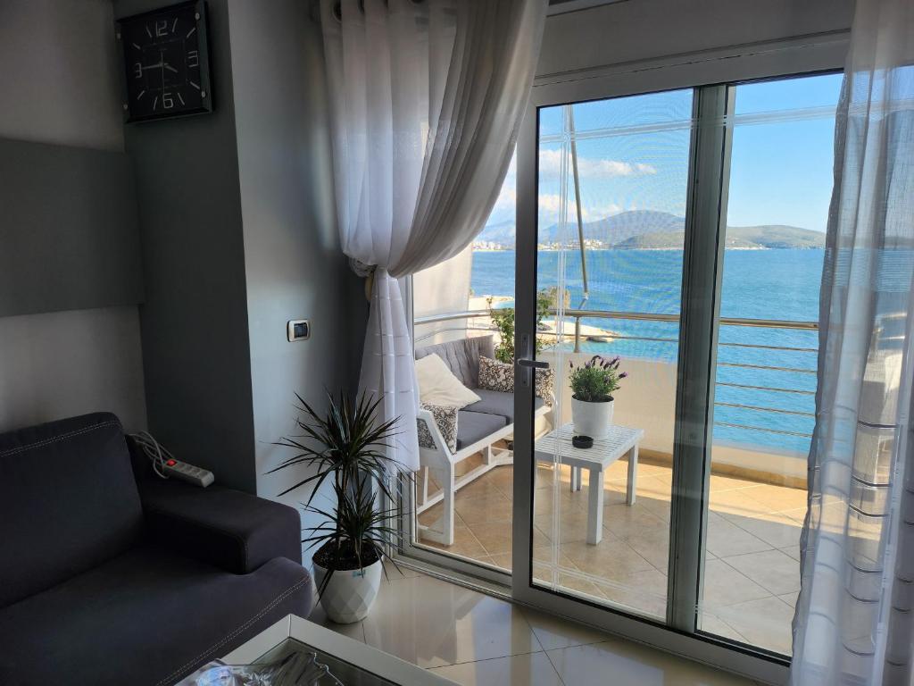 ALPHA SEASIDE Apartment
