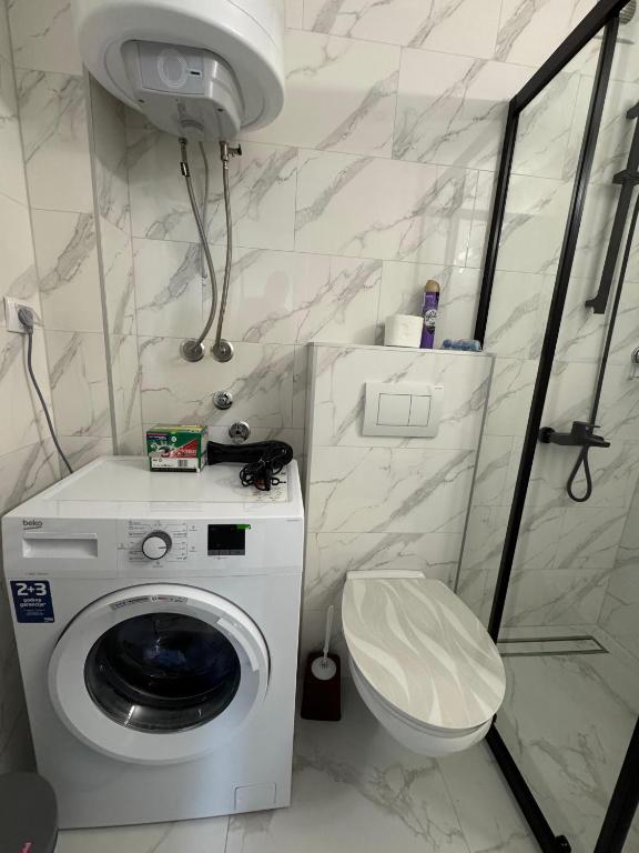 Koupelna v ubytování Apartman CRYSTAL Vrnjačka Banja
