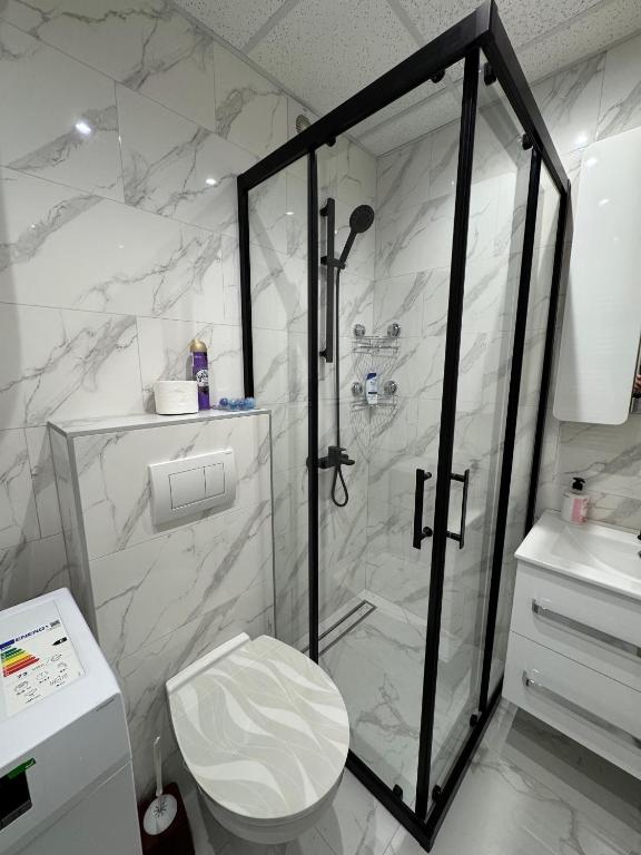 Koupelna v ubytování Apartman CRYSTAL Vrnjačka Banja