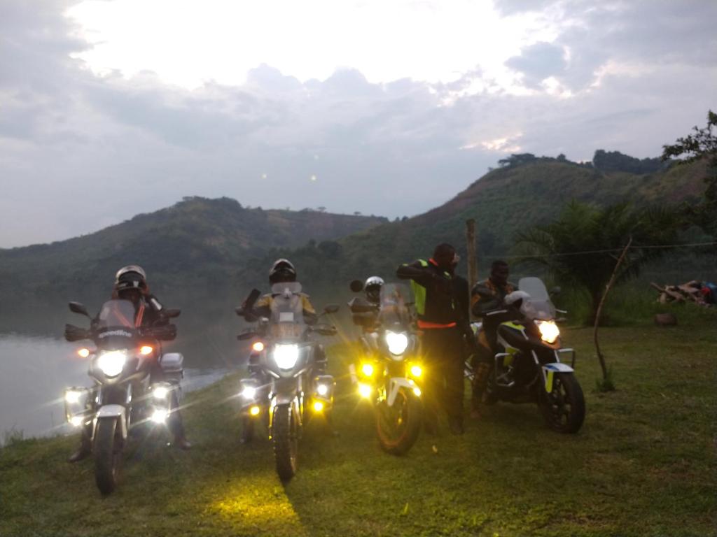 Galeriebild der Unterkunft Mwamba Tourist Beach & Safari's in Fort Portal