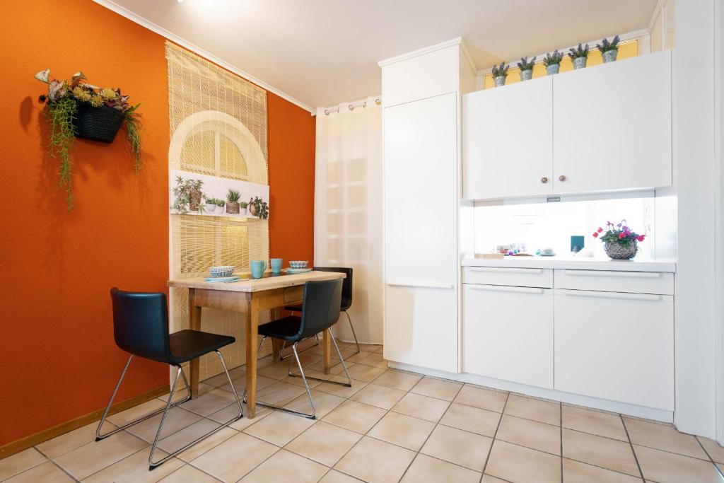 Kuchyň nebo kuchyňský kout v ubytování Apartment Mariahalden