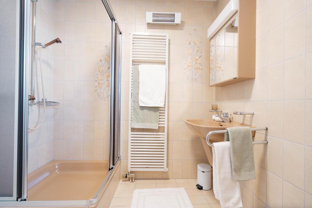 Koupelna v ubytování Apartment Mariahalden