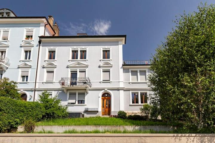 Budova, kde se apartmán nachází