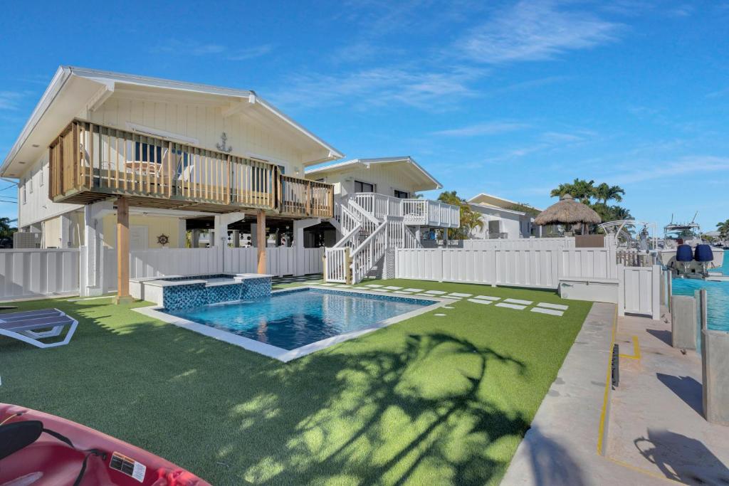 Πισίνα στο ή κοντά στο Tropical Therapy