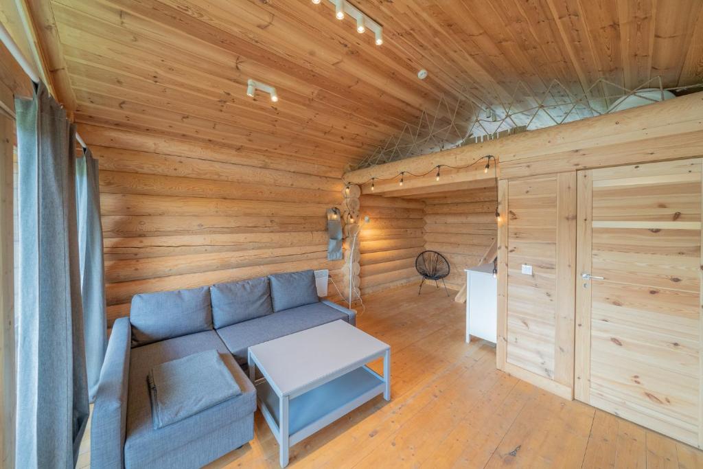 Posezení v ubytování Camp66