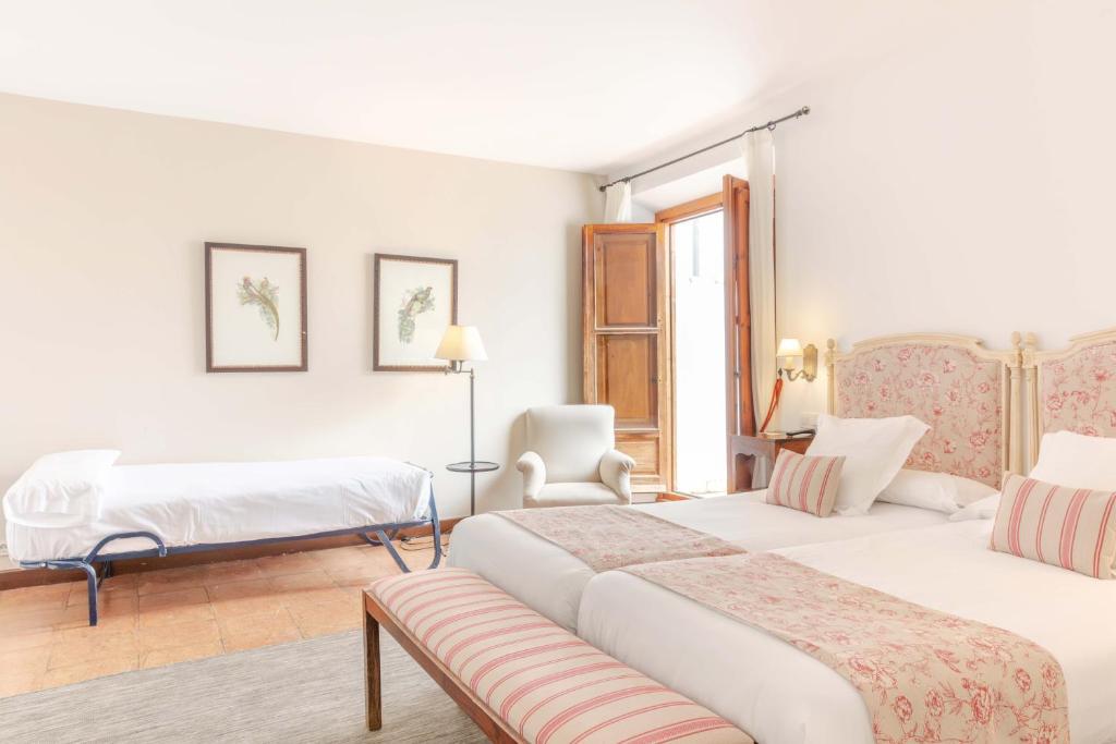Hotel Puerta de la Luna - 