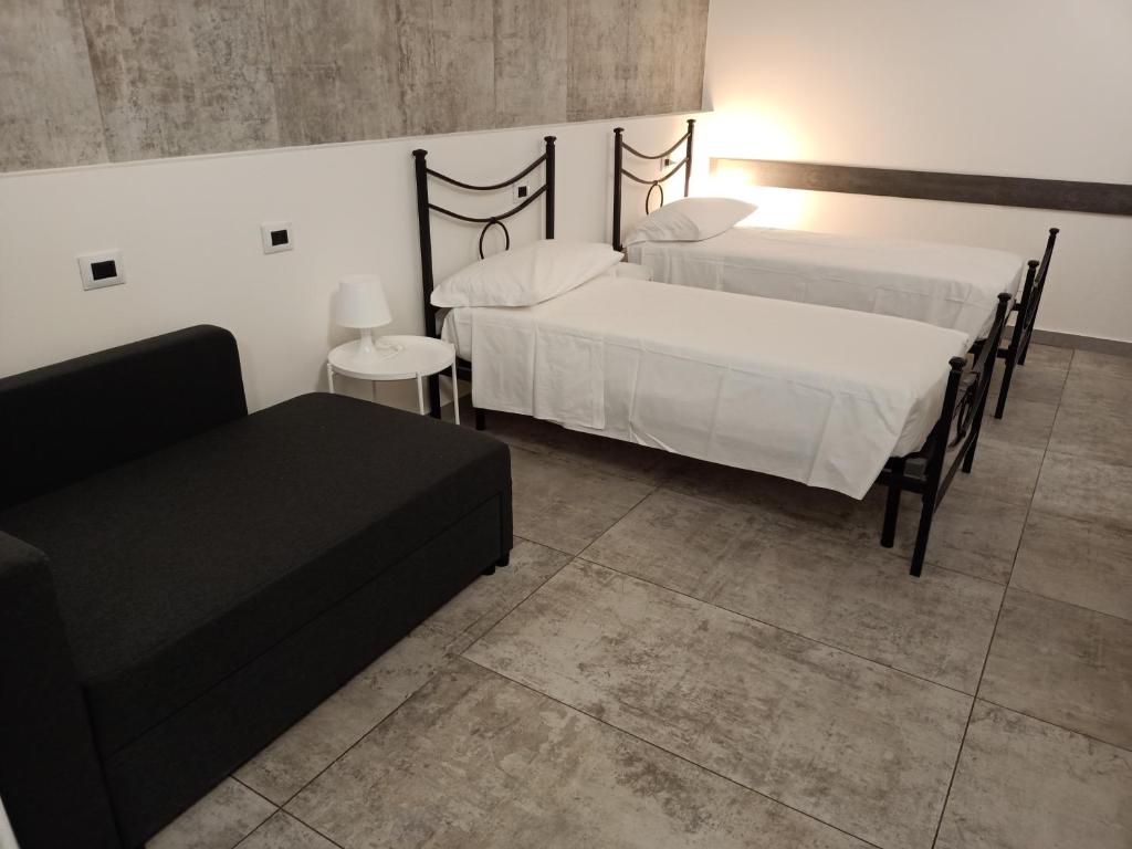 La Sosta - Triple Room With Private Bathroom