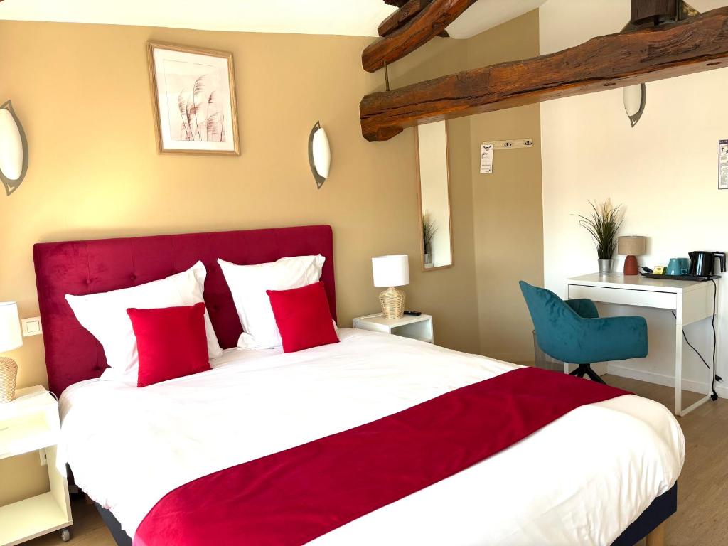 Postel nebo postele na pokoji v ubytování Hôtel Comme chez soi