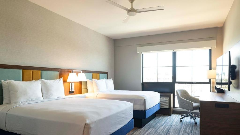 Hampton Inn & Suites Maui North Shore photo