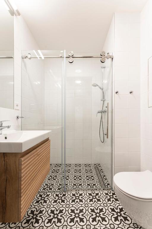 Visit Oomph Apartments - 6