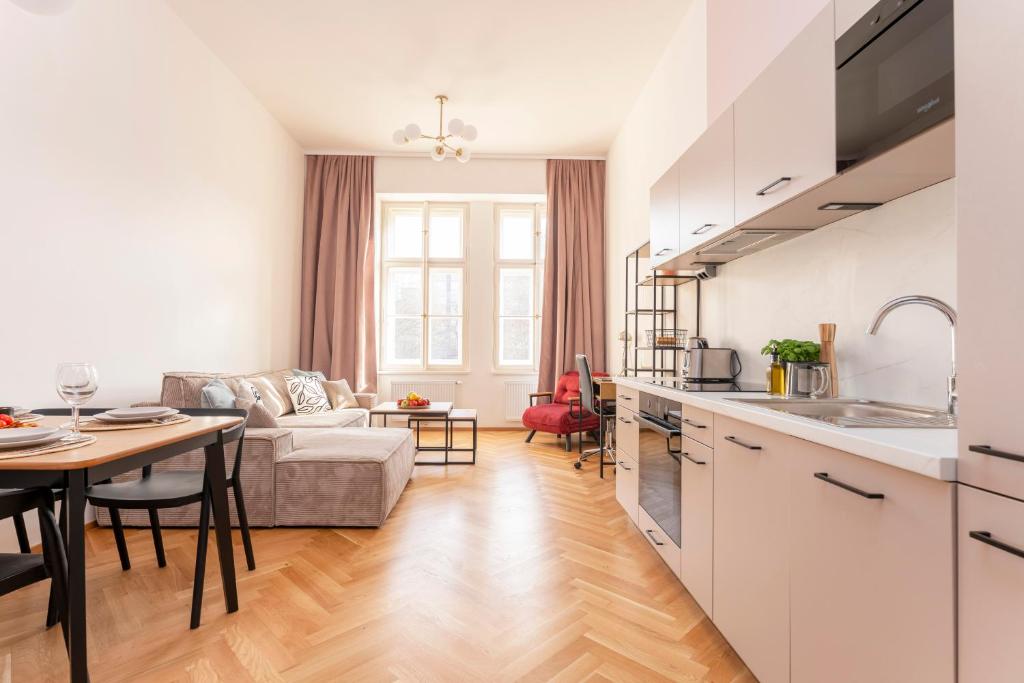 Visit Oomph Apartments - 1