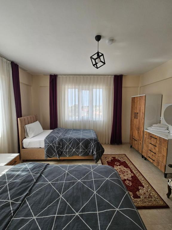 The Titanic House - 8