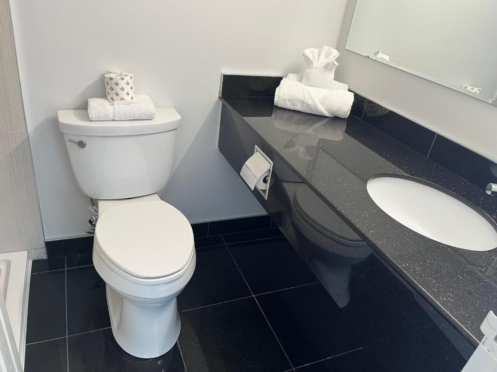 The Lodge Inn - Resim 25