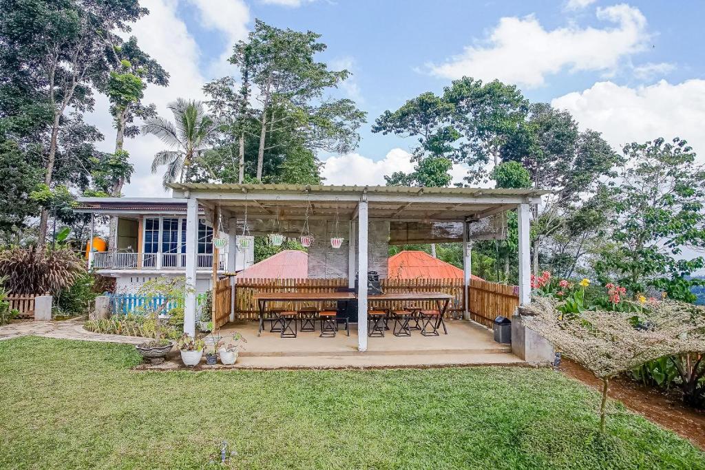 Zahrada ubytování Rainbow Glamping