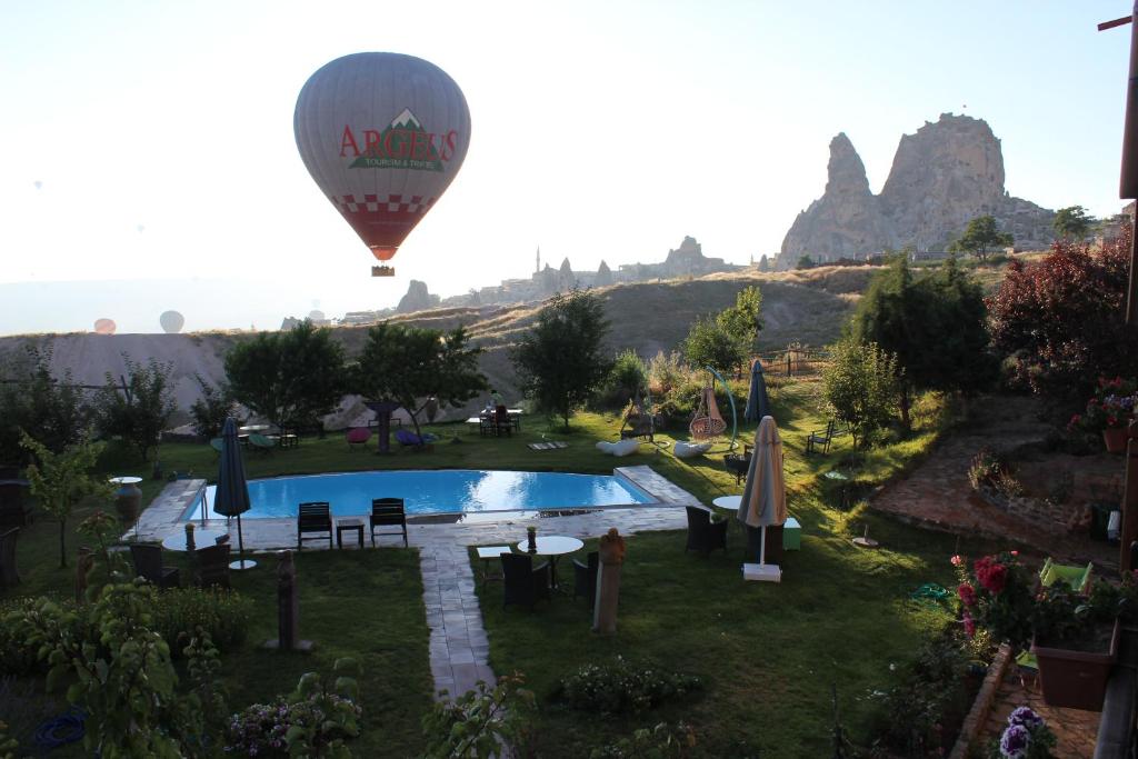 Utsikt mot bassenget på Karlık Evi Hotel - Special Category eller i nærheten