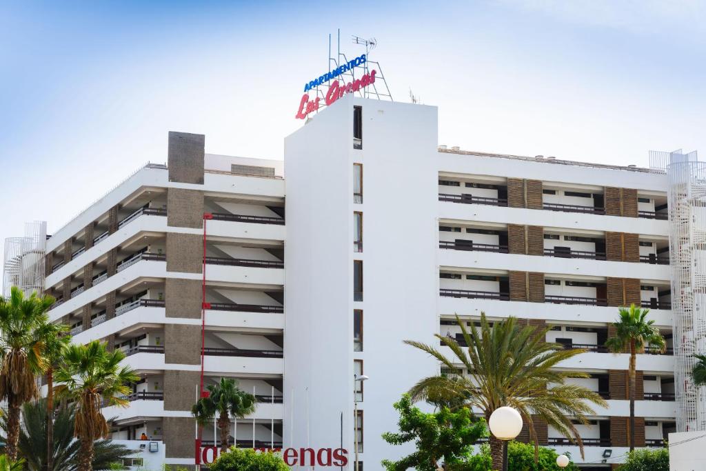Το κτήριο όπου στεγάζεται  το ξενοδοχείο διαμερισμάτων