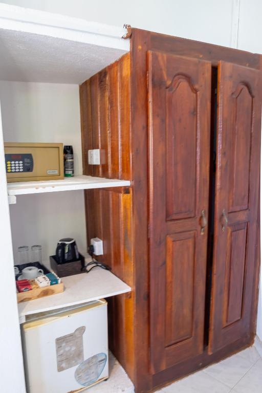 Serenity Beach Cabanas - 10