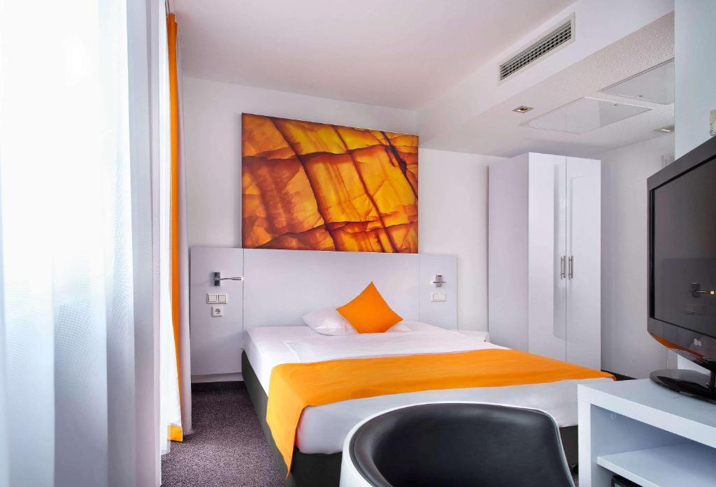 Wyndham Garden Duesseldorf City Centre Koenigsallee - Resim 11