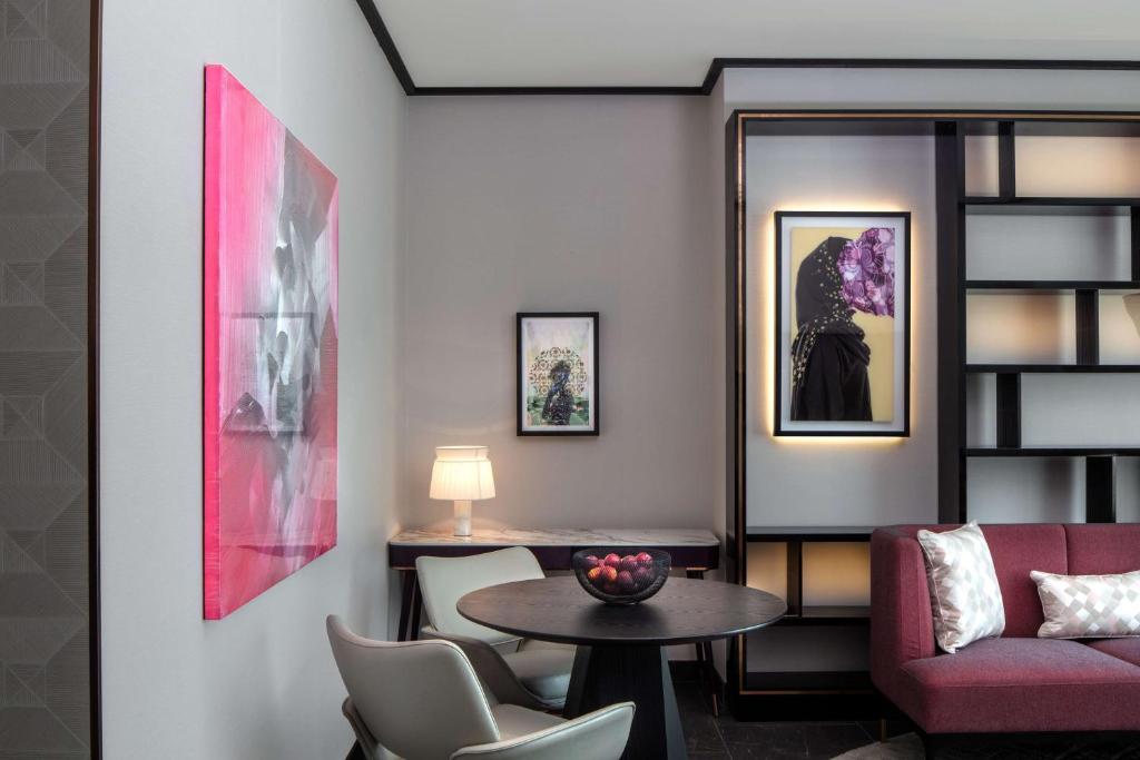Część wypoczynkowa w obiekcie Andaz Doha, by Hyatt