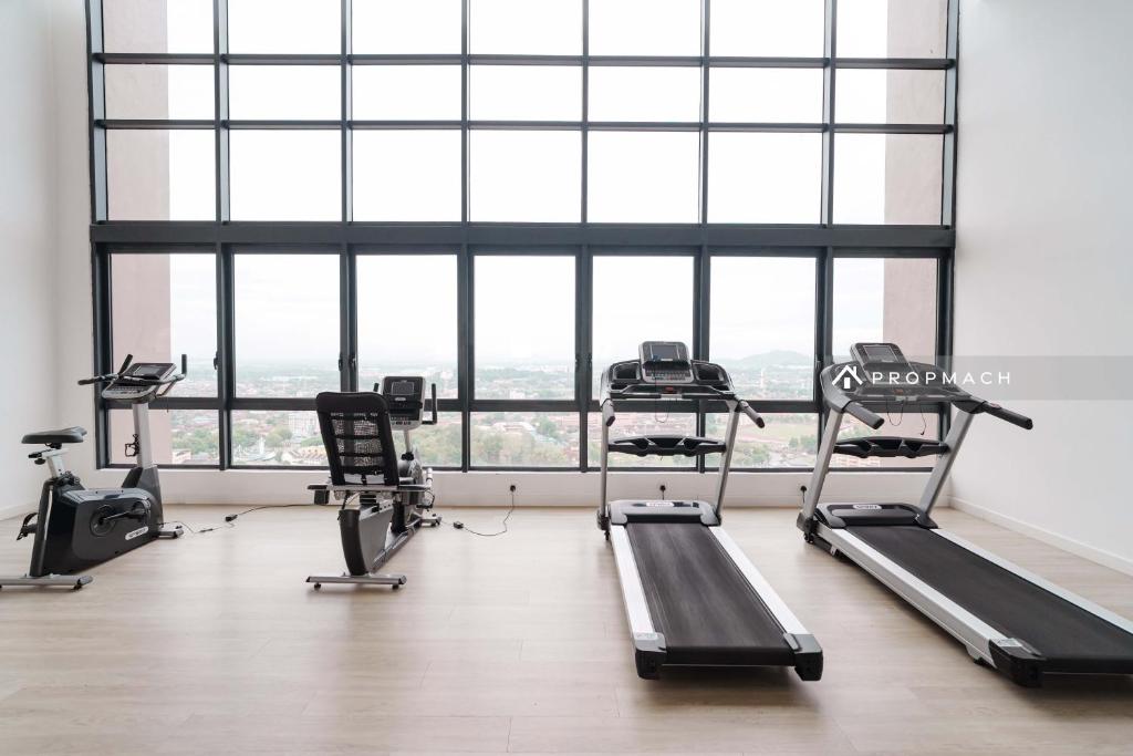 Fitness centrum a/nebo fitness zařízení v ubytování The Apple Melaka by Urban Luxe Suites