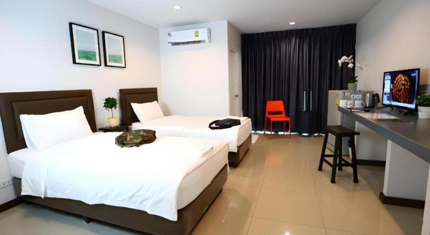 Gallery image of BAAN PAKNAM HOTEL in Bang Bo