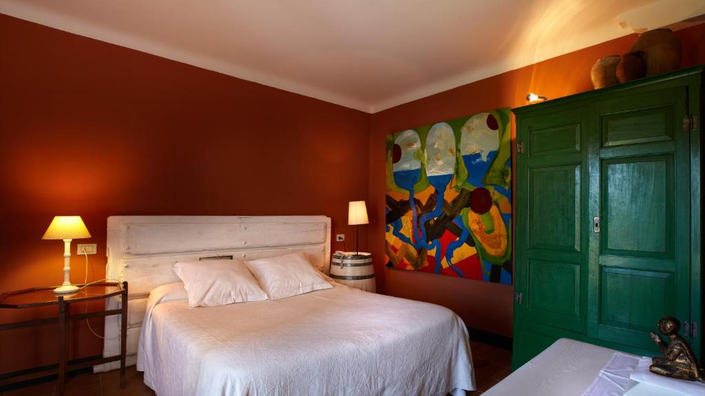 Postel nebo postele na pokoji v ubytování Hotel Ibarra Zalla