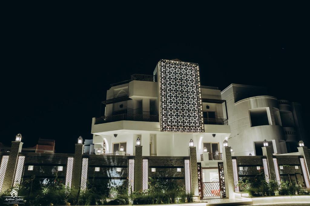 Budova, kde se aparthotel nachází