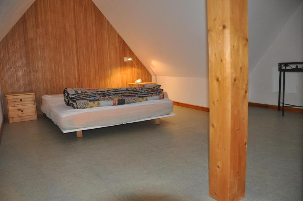 Postel nebo postele na pokoji v ubytování Chambre meublée en duplex indépendante