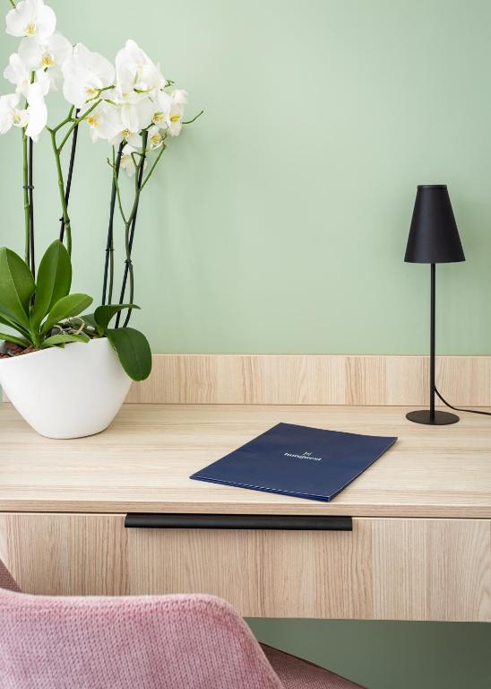 Hunguest Hotel Flóra - Resim 16