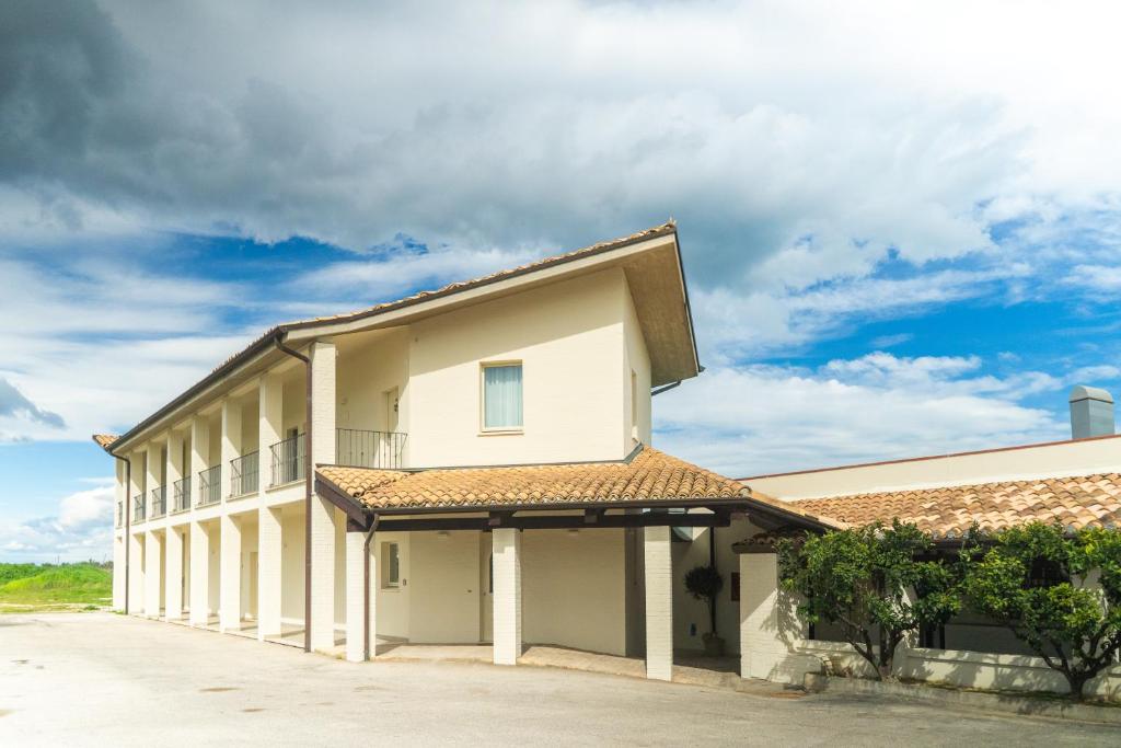 Budova, kde se hotel nachází