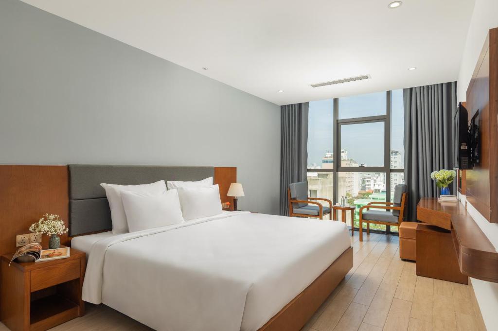 Suite Nhìn Ra Thành Phố
