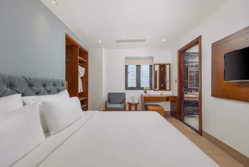 Phòng Deluxe Đôi Nhìn ra 1 Góc Biển