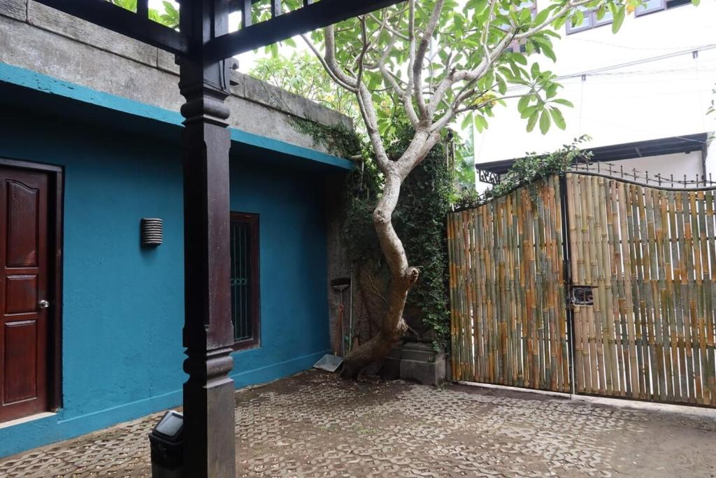 Das Gebäude in dem sich die Ferienwohnung befindet