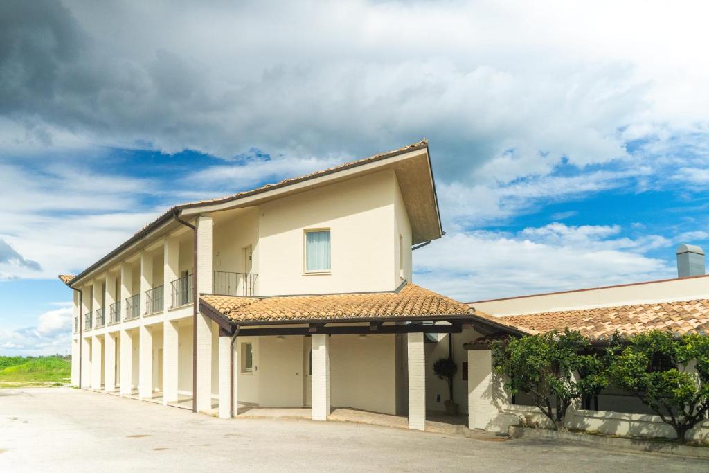 Budova, kde se hotel nachází