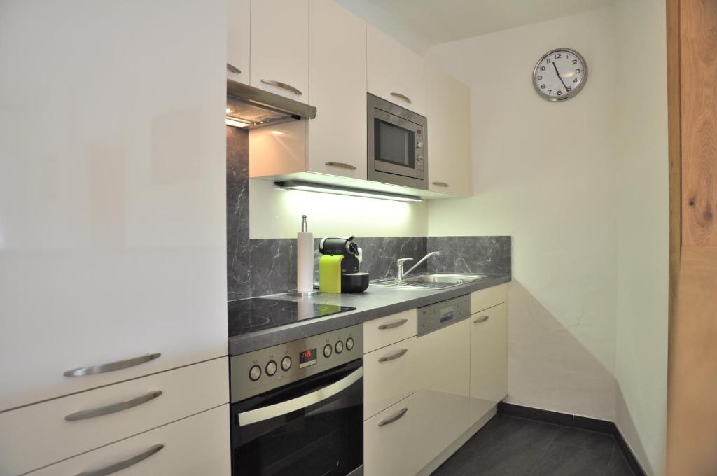 Kuchyňa alebo kuchynka v ubytovaní Apartment Ischl Home