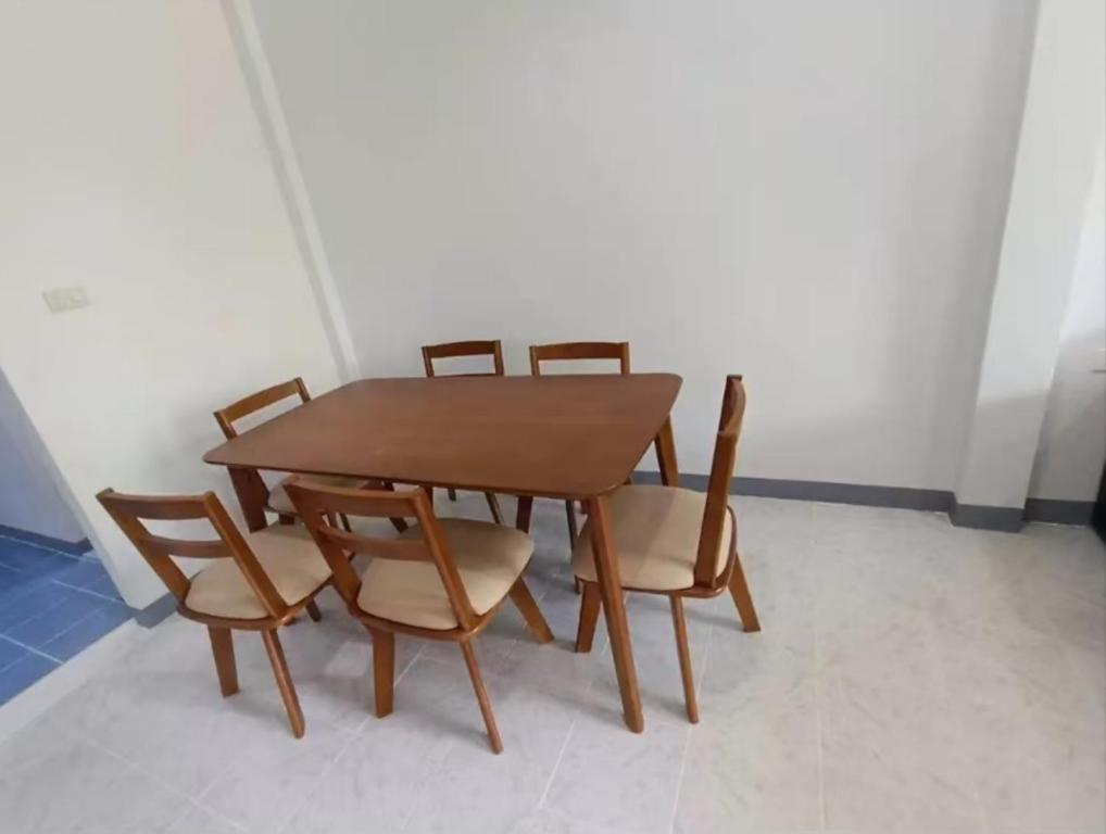 Fotografie z fotogalerie ubytování Yellow house v destinaci Pláž Patong