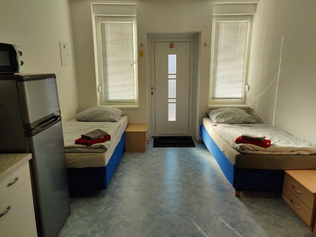 Lucky Hostel - Habitación Doble Con Baño